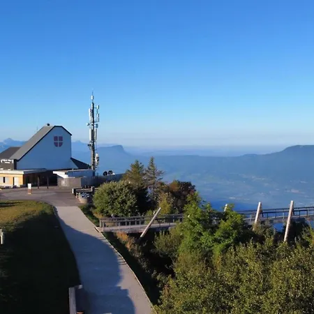 Les Etoiles Vue Mont Blanc * Pugny-Chatenod